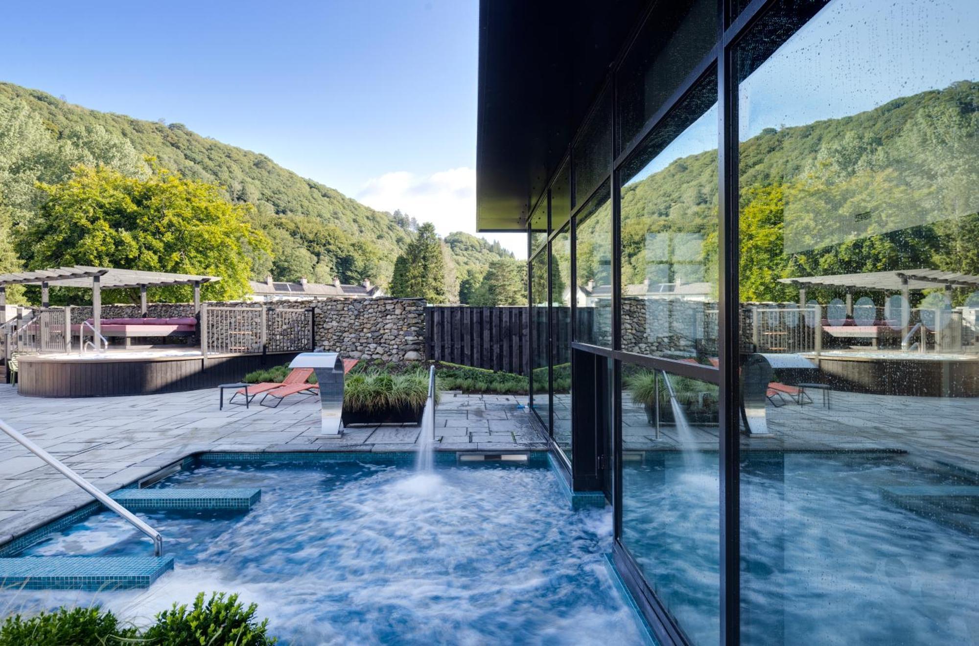 The Swan Hotel And Spa Newby Bridge Extérieur photo